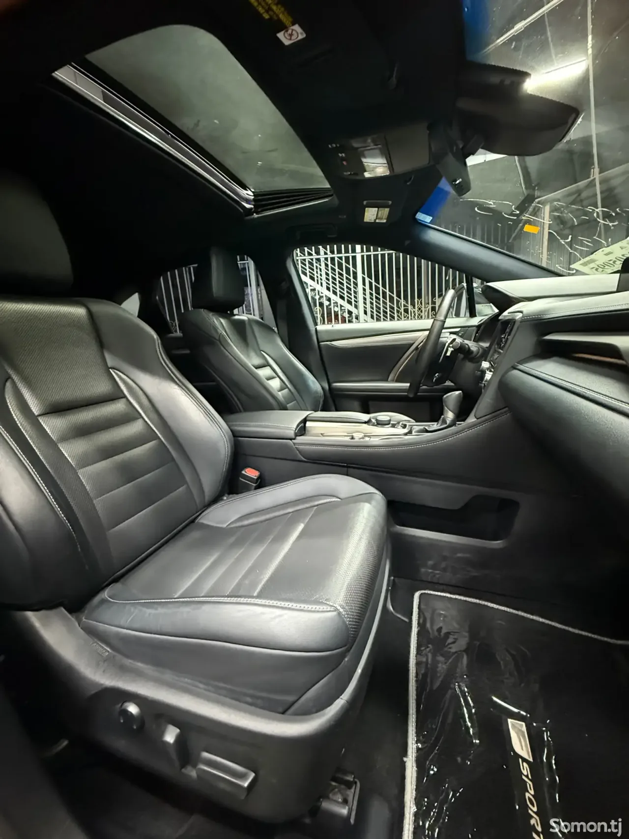 Lexus RX series 2018 · 3.5 AT