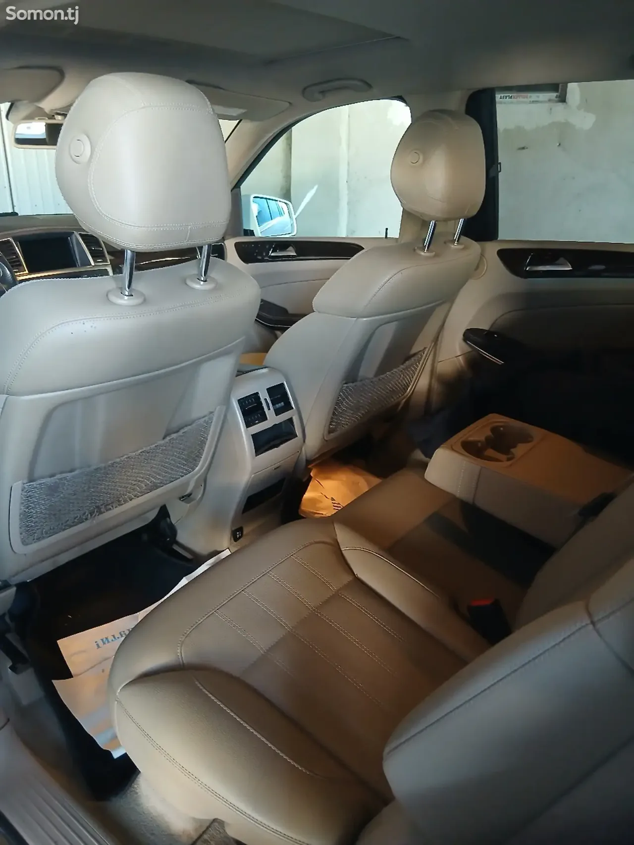 Mercedes-Benz GLS 2015 · 3.5 AT