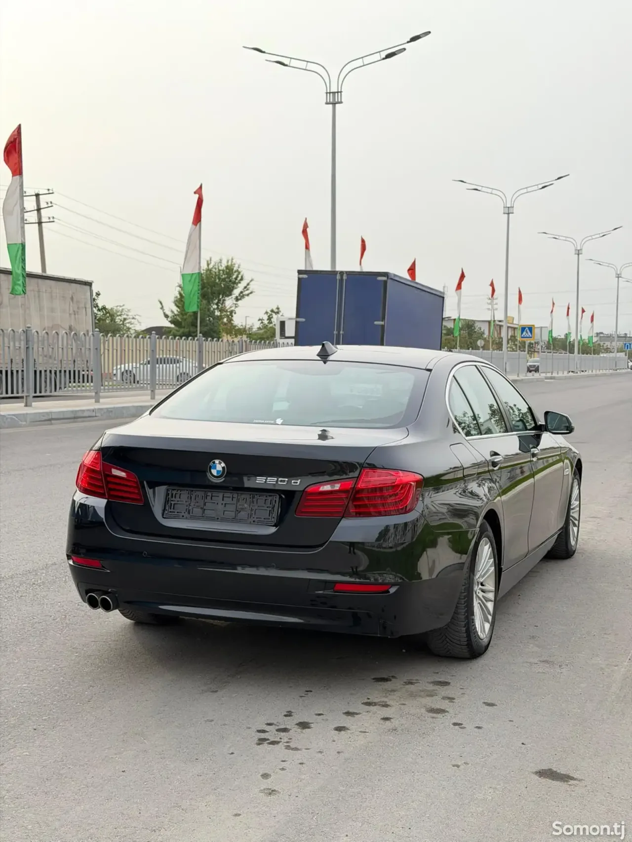 BMW 5 series 2015 · 2.0 AT