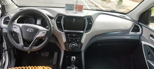 Hyundai Santa Fe 2015 · 2.4 AT
