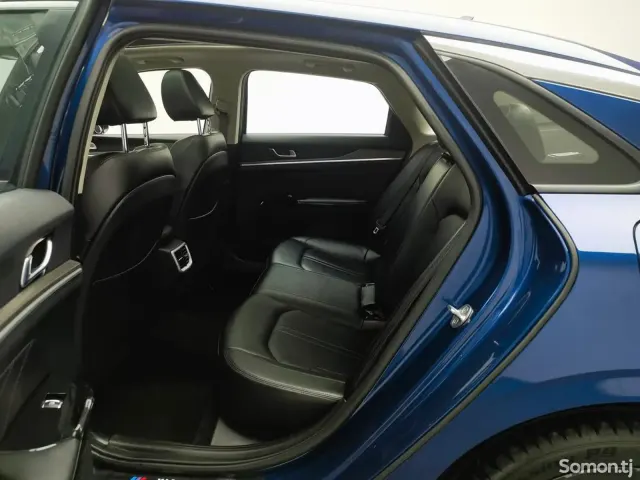 Kia K5 2020 · 1.6 AT