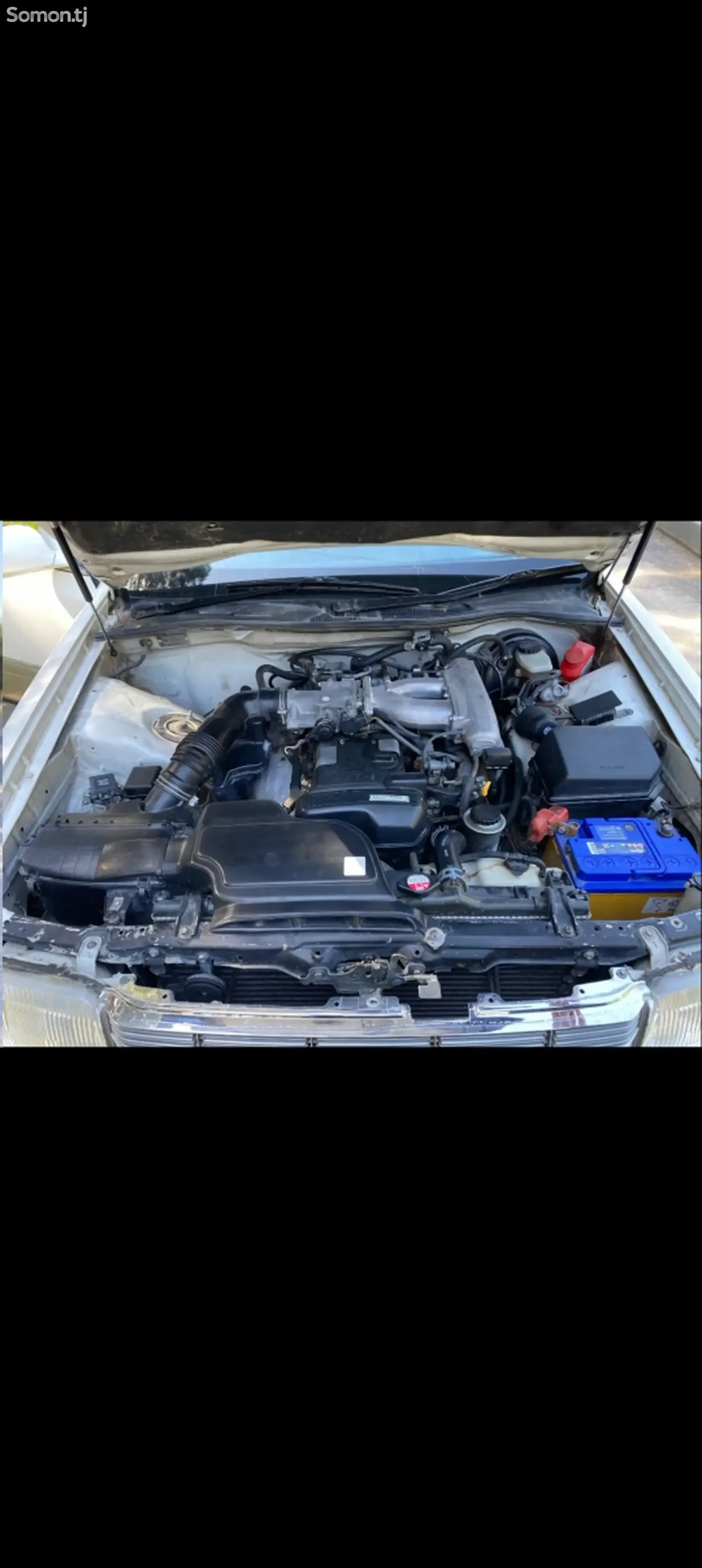 Toyota Crown 1995 · 2.5 AT