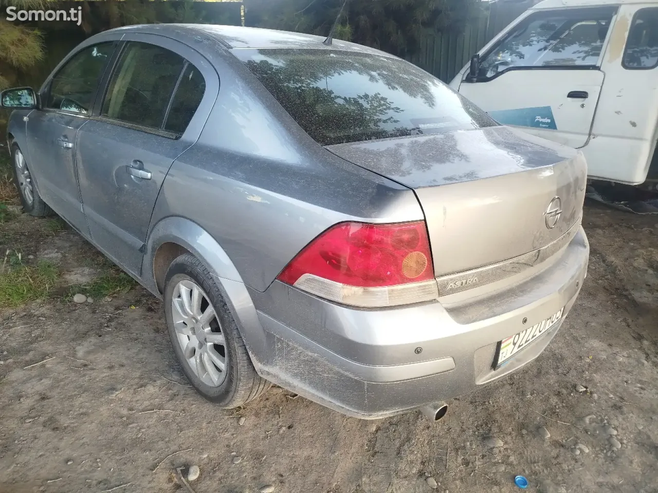 Opel Astra H 2008 · 1.6 AT