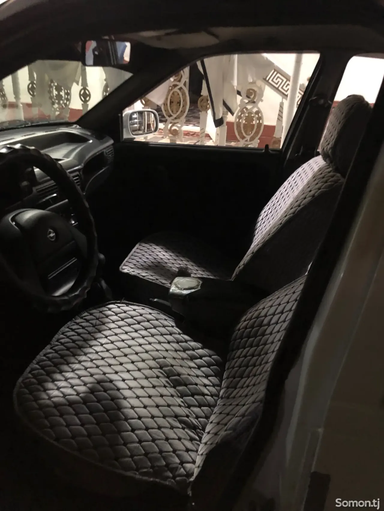 Daewoo Nexia 1995 · 1.6 MT
