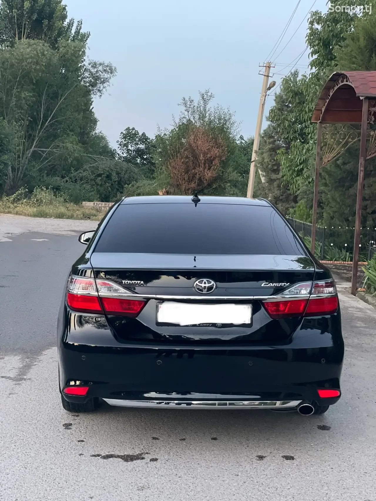 Toyota Camry 2016 · 2.5 AT