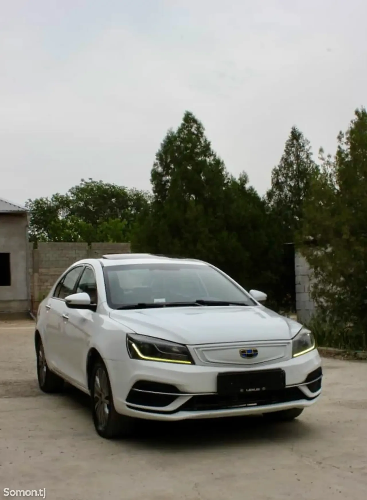Geely Emgrand 2020 · AT