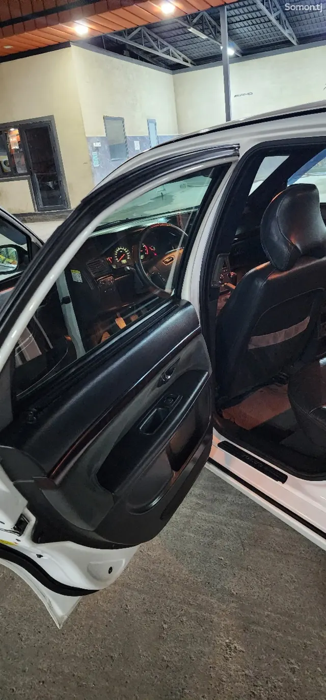 Volvo S80 2000 · 2.4 MT