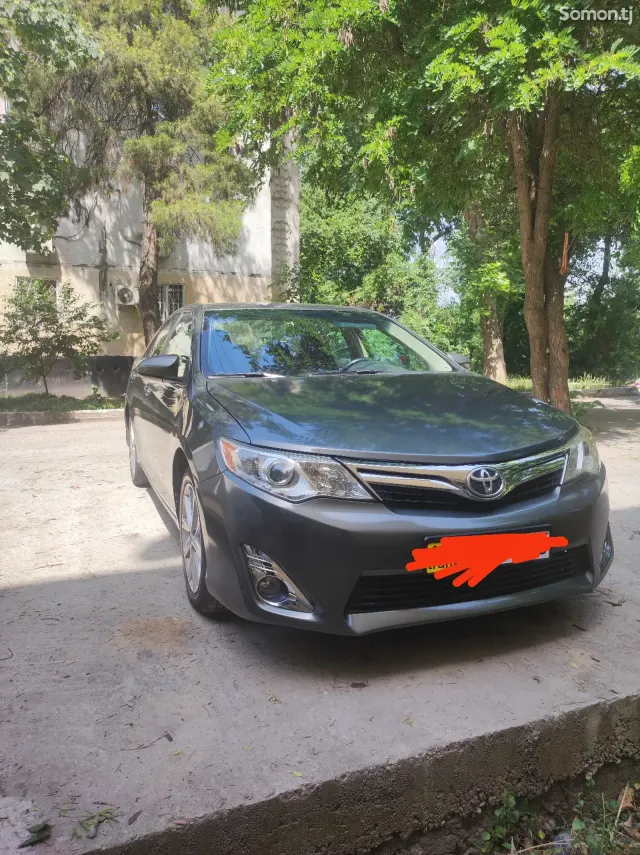 Toyota Camry 2014 · 2.5 AT