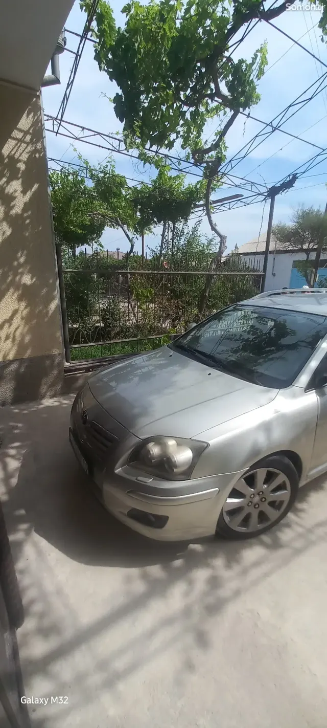 Toyota Avensis 2007 · 2.0 MT