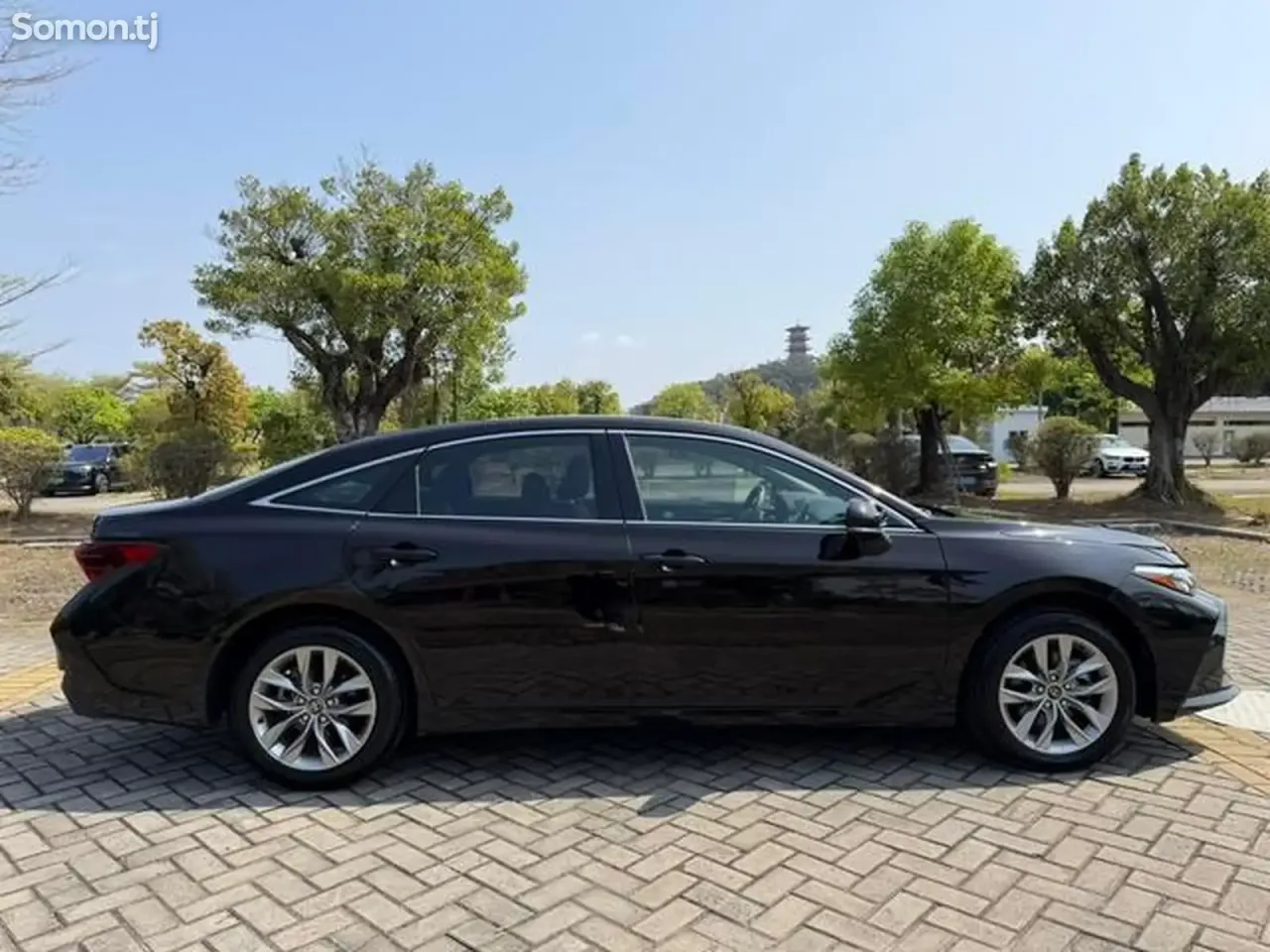 Toyota Avalon 2020 · 2.0 AT