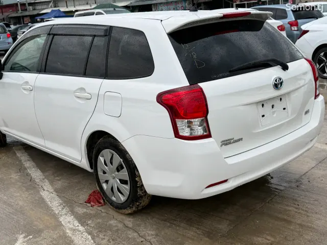 Toyota Fielder 2014 · 1.5 AT