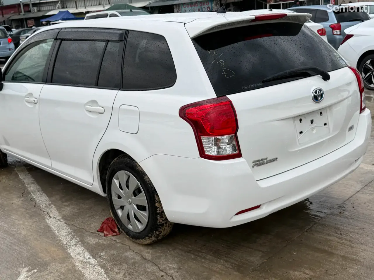 Toyota Fielder 2014 · 1.5 AT