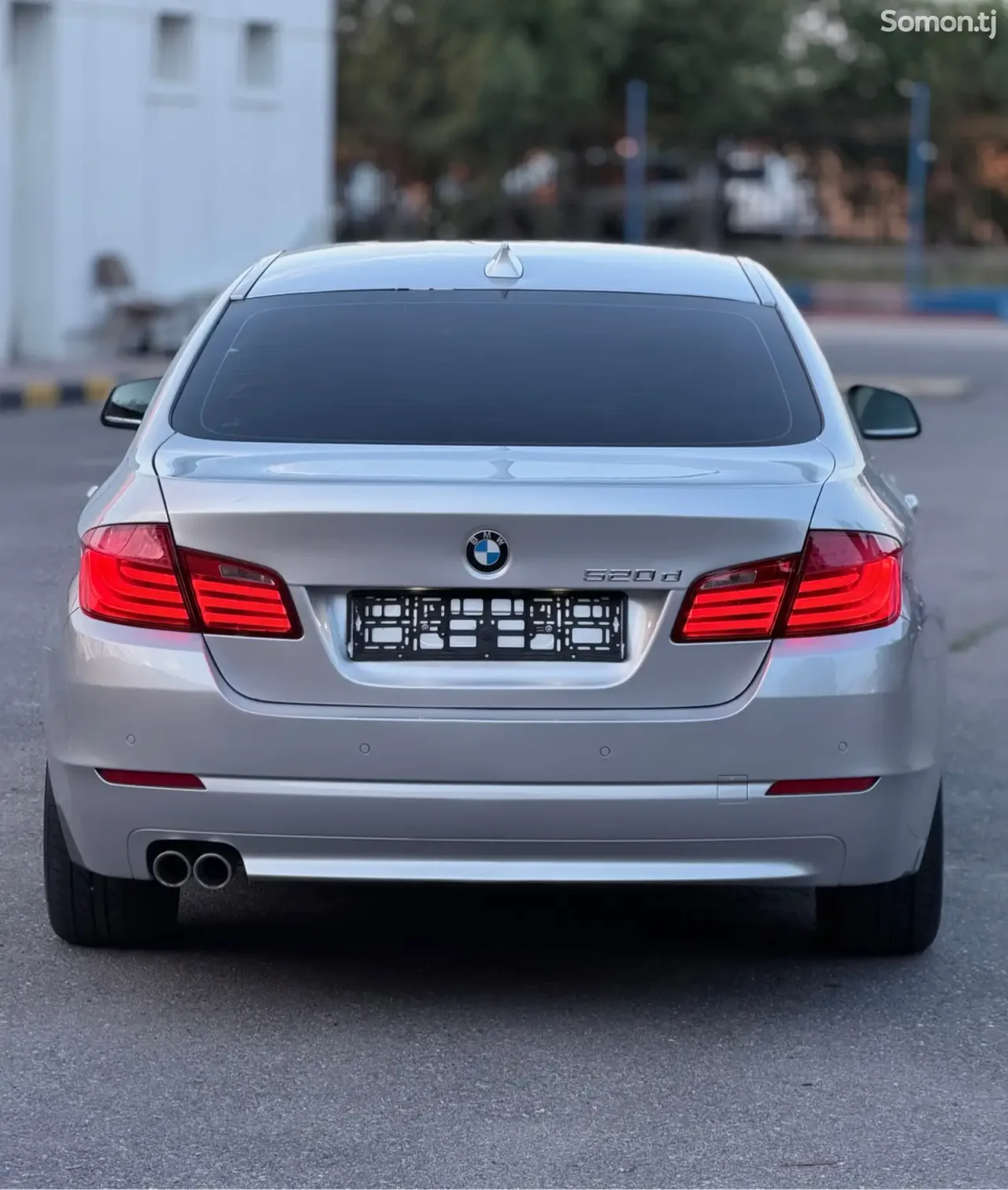 BMW 5 series 2012 · 2.0 AT