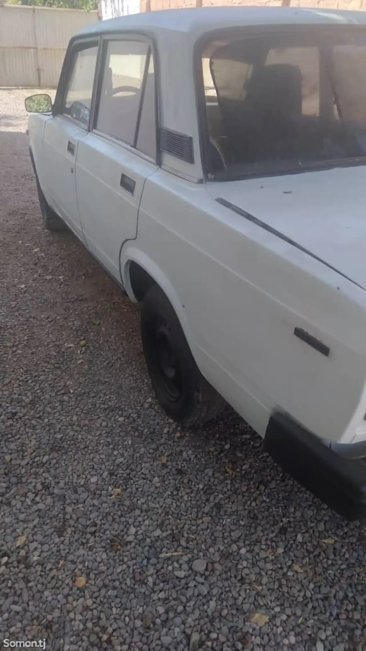 Lada (ВАЗ) 2107 1999 · 1.6 MT