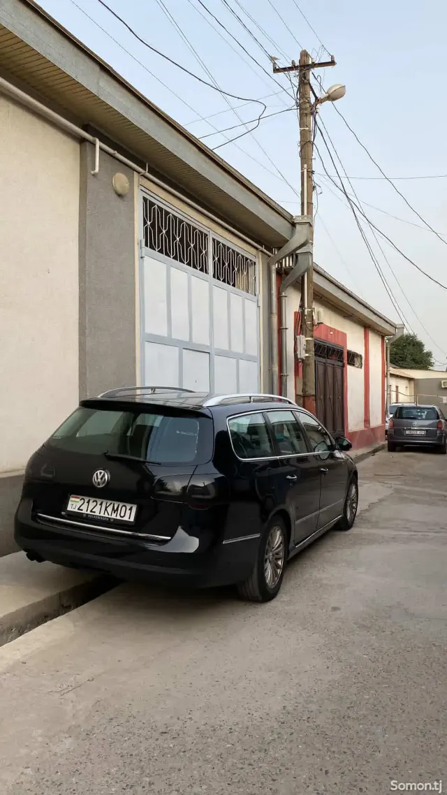 Volkswagen Passat 2008 · 2.0 AT