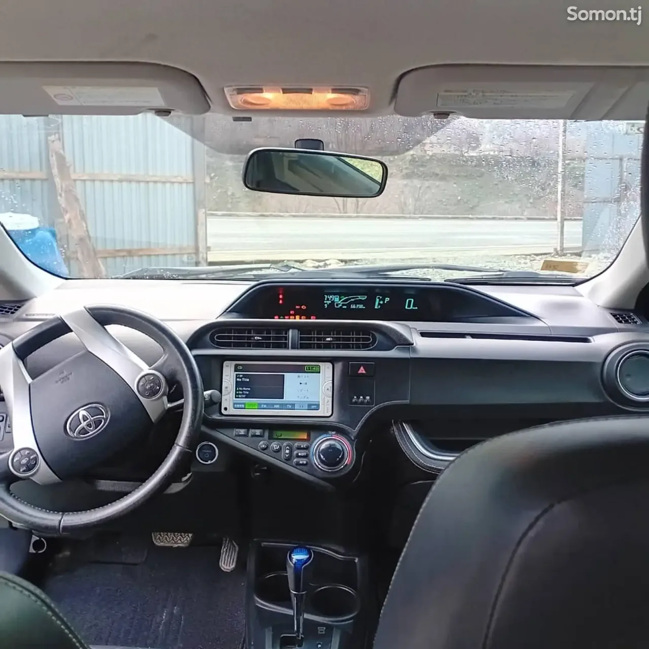 Toyota Aqua 2014 · 1.5 AT