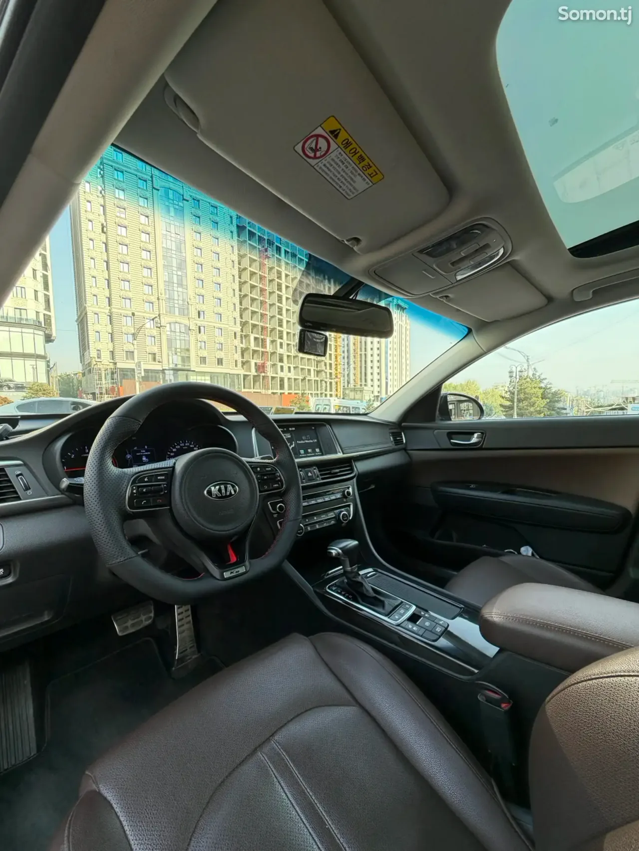 Kia K5 2015 · 1.7 AT