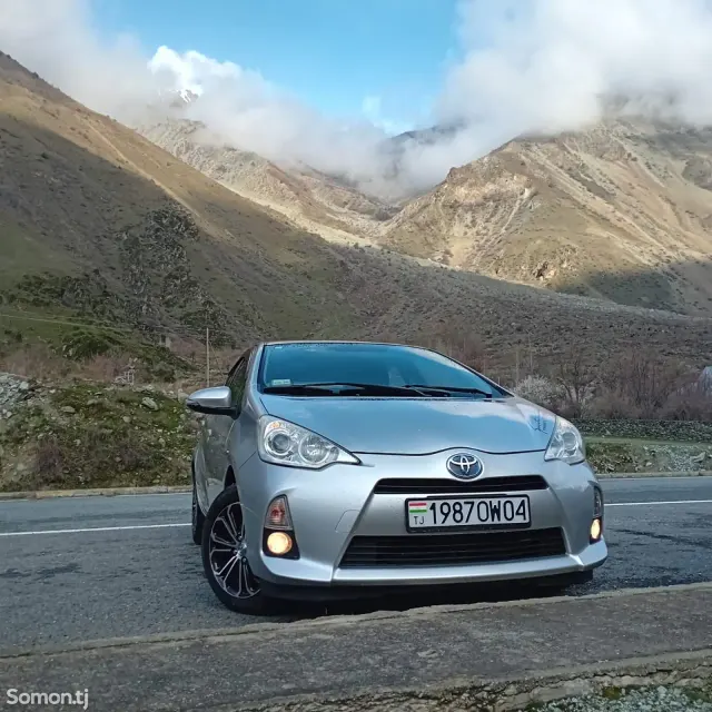 Toyota Aqua 2014 · 1.5 AT