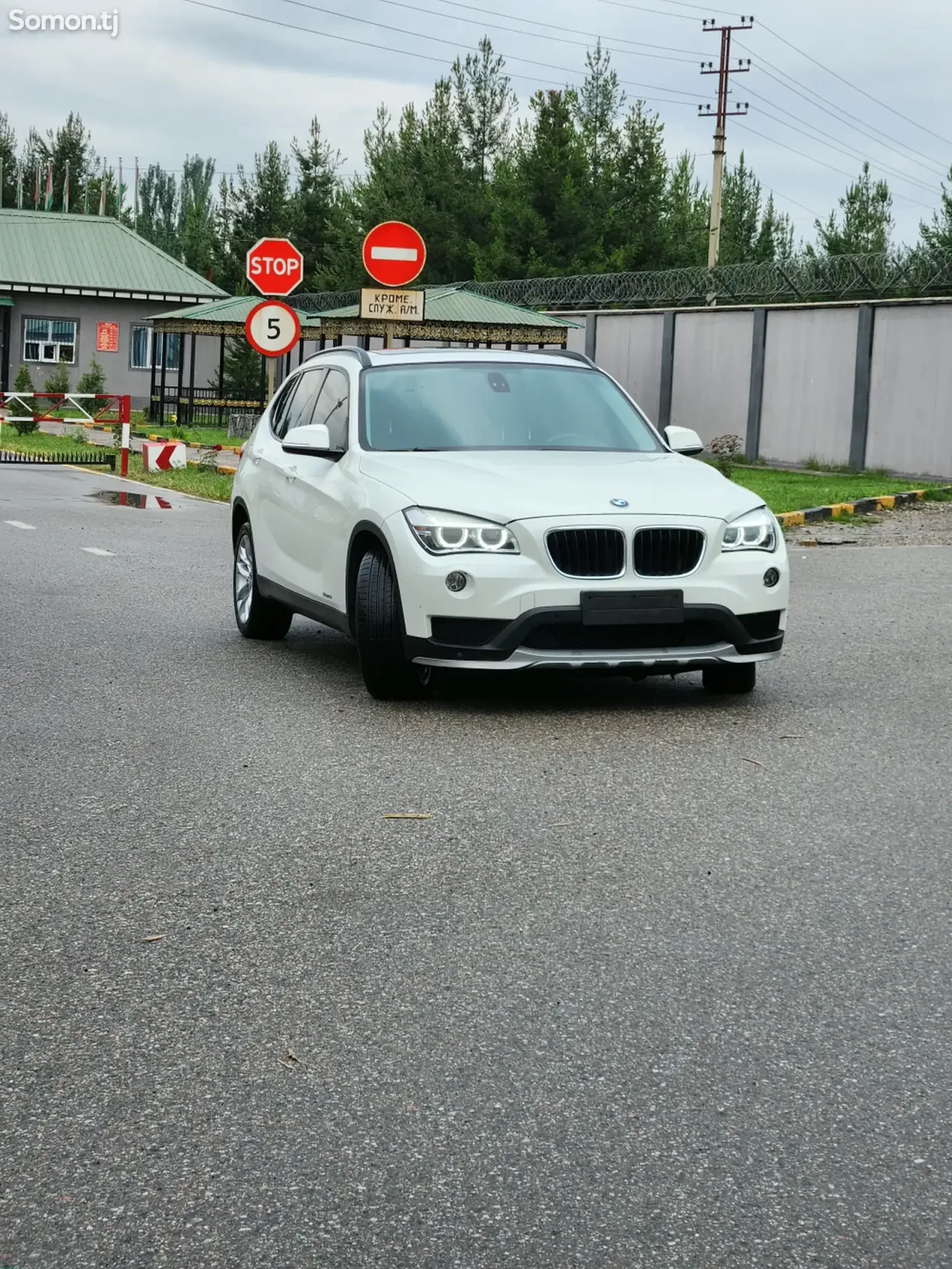 BMW X1 2016 · 2.0 AT