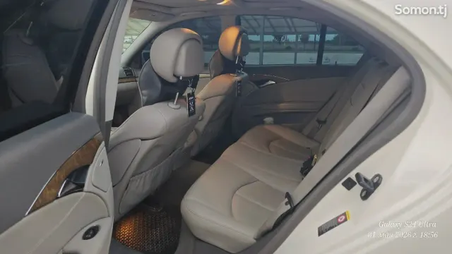 Mercedes-Benz E class 2007 · 3.5 AT