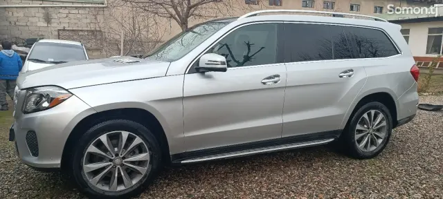 Mercedes-Benz GL class 2016 · 4.5 AT