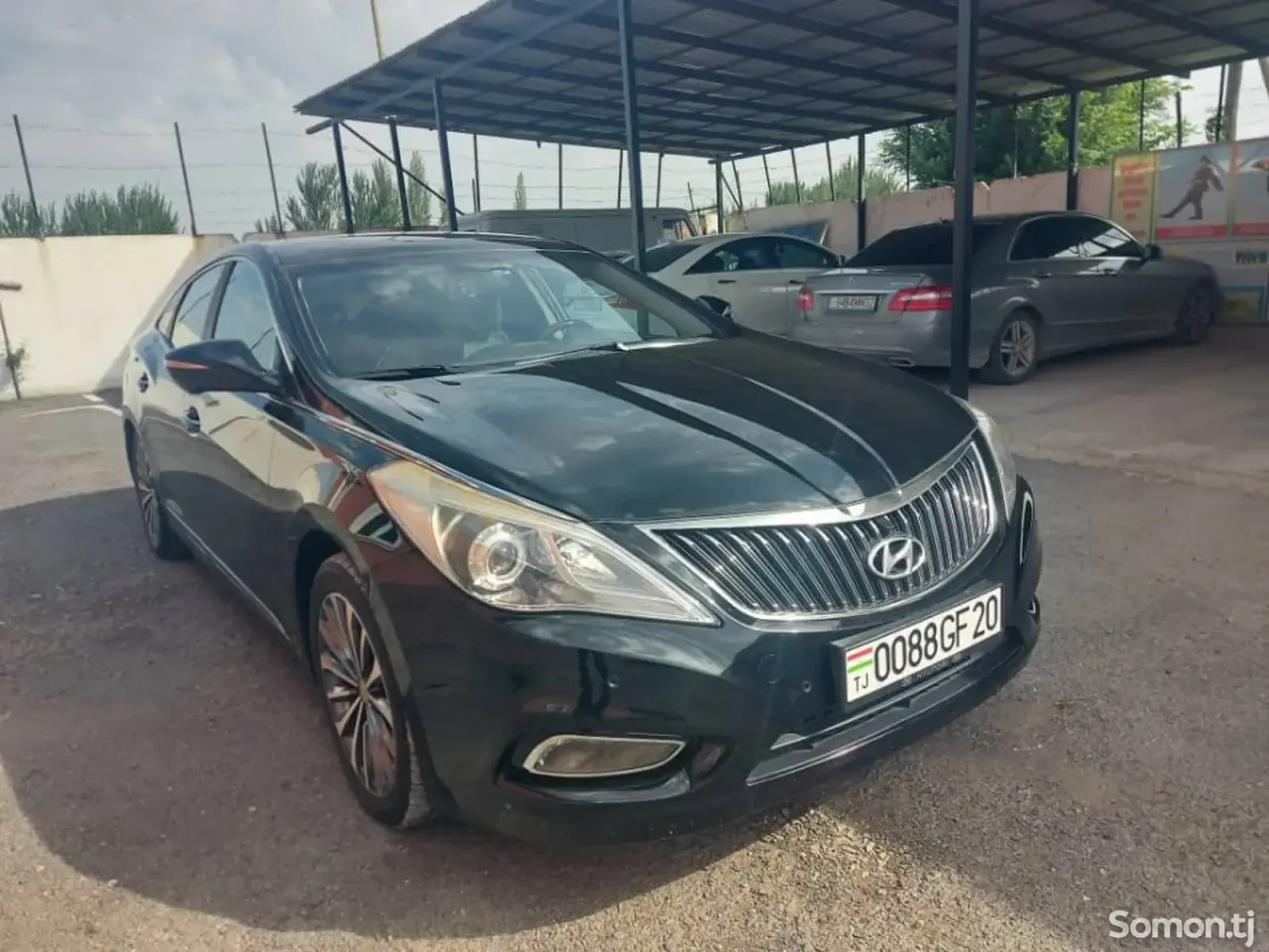 Hyundai Grandeur 2015 · 3.0 AT