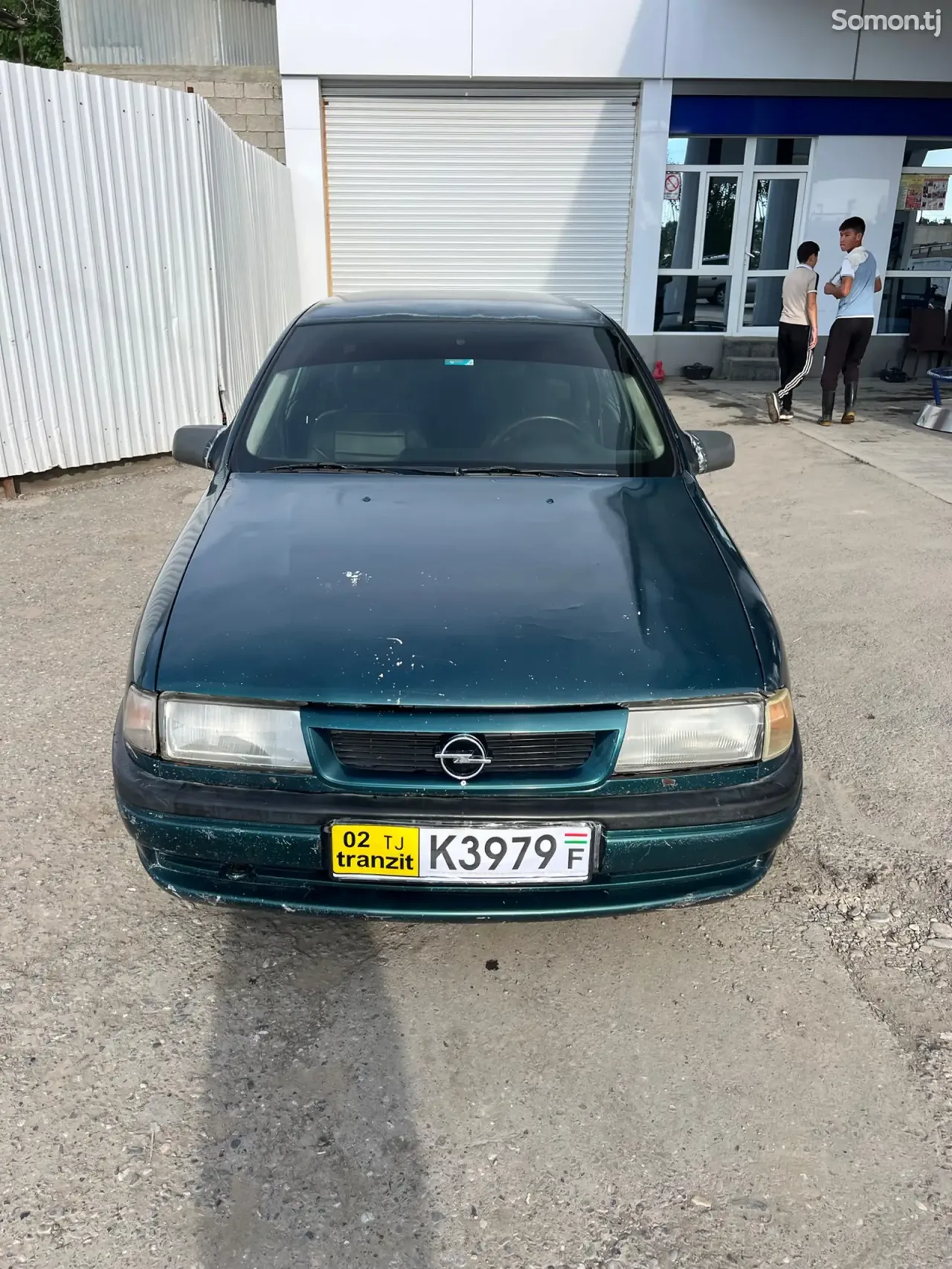 Opel Vectra A 1994 · 1.6 MT