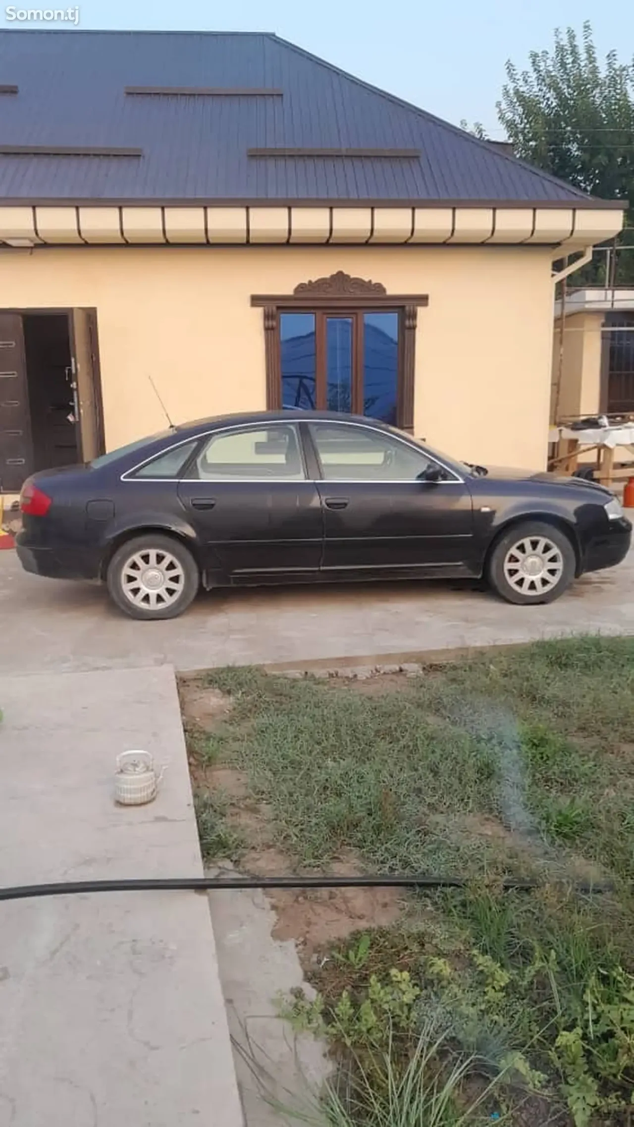 Audi A6 1999 · 1.8 MT