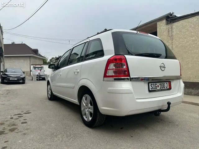 Opel Zafira 2014 · 1.8 MT