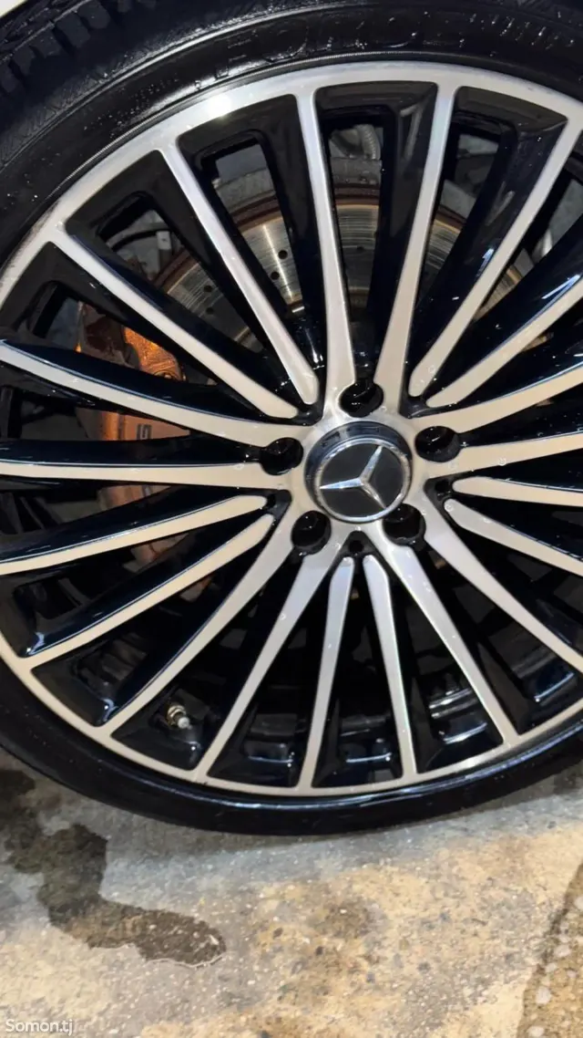 Mercedes-Benz CLS class 2015 · 2.2 AT