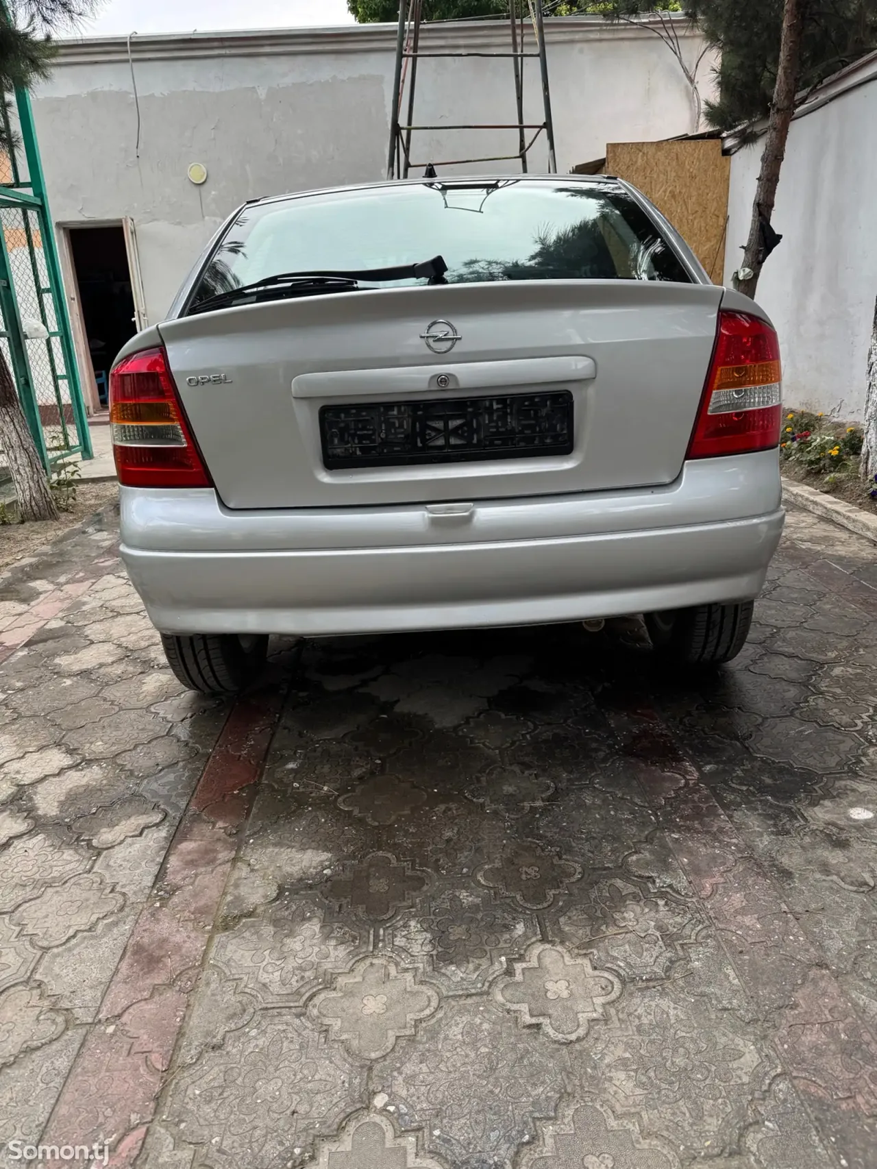Opel Astra G 1999 · 1.8 AT