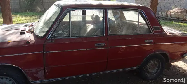 Lada (ВАЗ) 2103 1973 · 1.1 MT