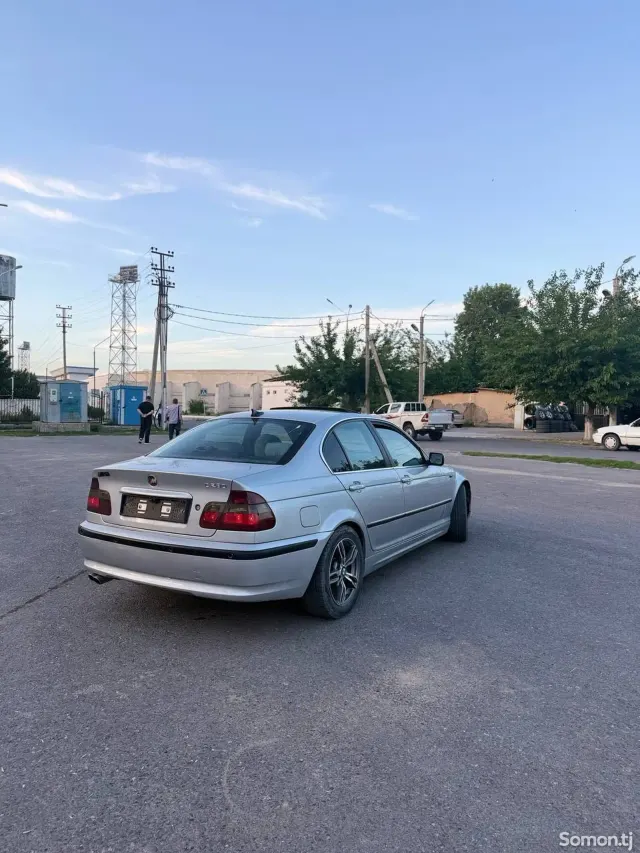 BMW 3 series 2003 · 2.5 AT