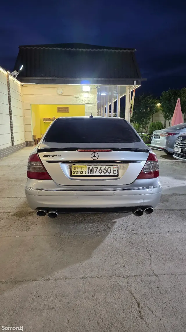 Mercedes-Benz E class 2007 · 3.5 AT