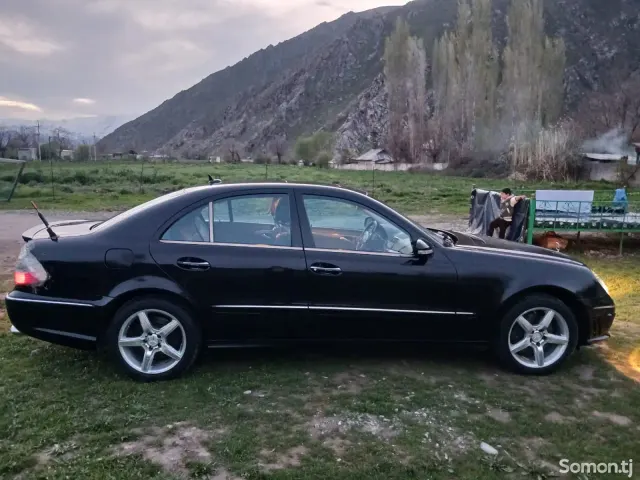 Mercedes-Benz E class 2008 · 3.5 AT