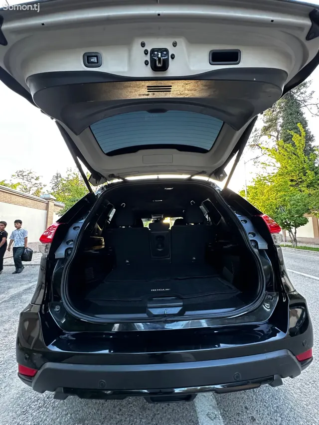 Nissan Rogue 2020 · 2.5 AT