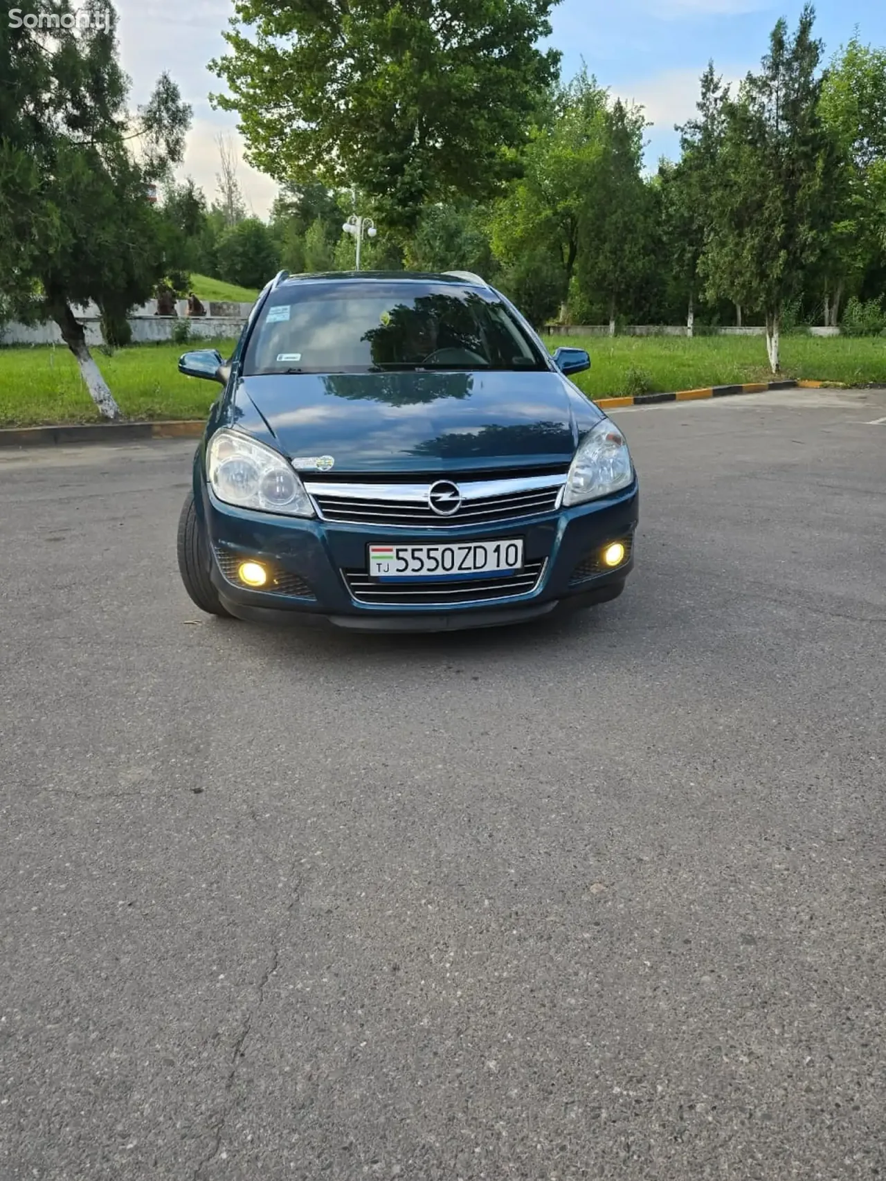 Opel Astra H 2008 · 1.6 MT