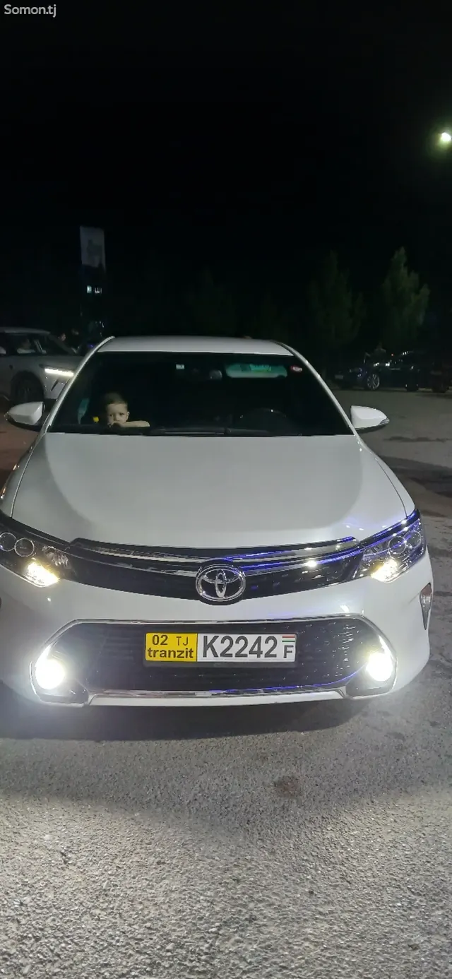 Toyota Camry 2016 · 2.5 AT