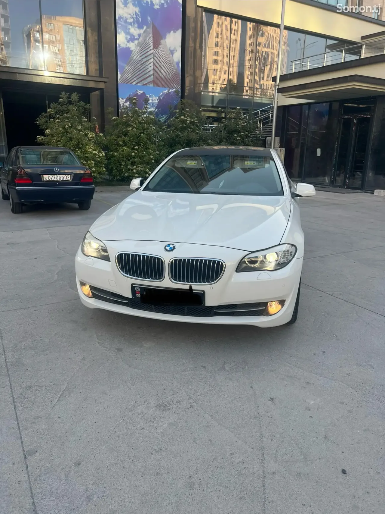 BMW 5 series 2013 · 2.0 AT