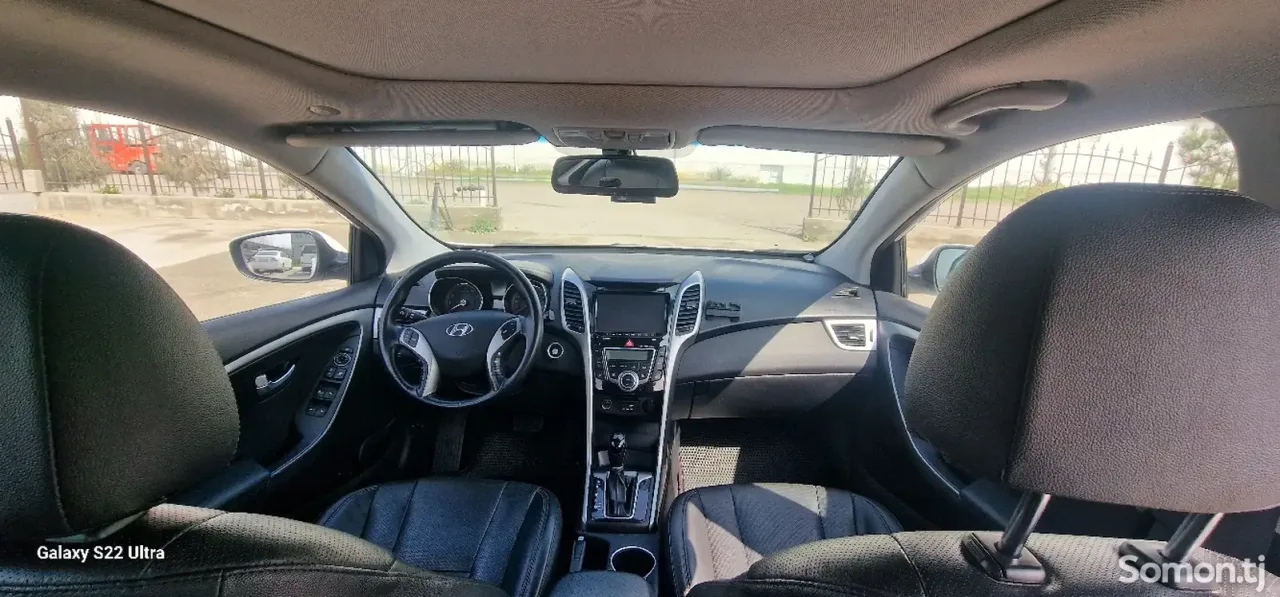 Hyundai i30 2016 · 2.0 AT
