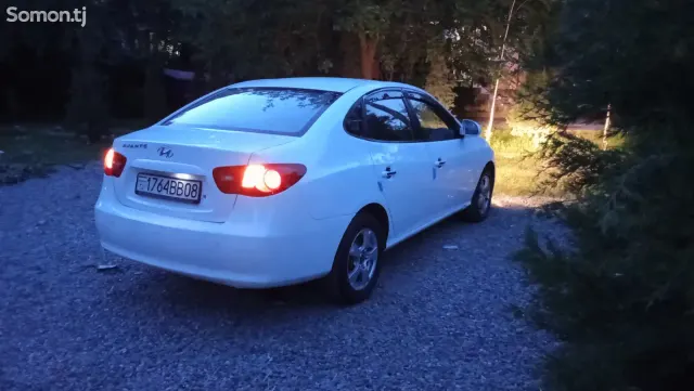 Hyundai Avante 2008 · 1.6 AT