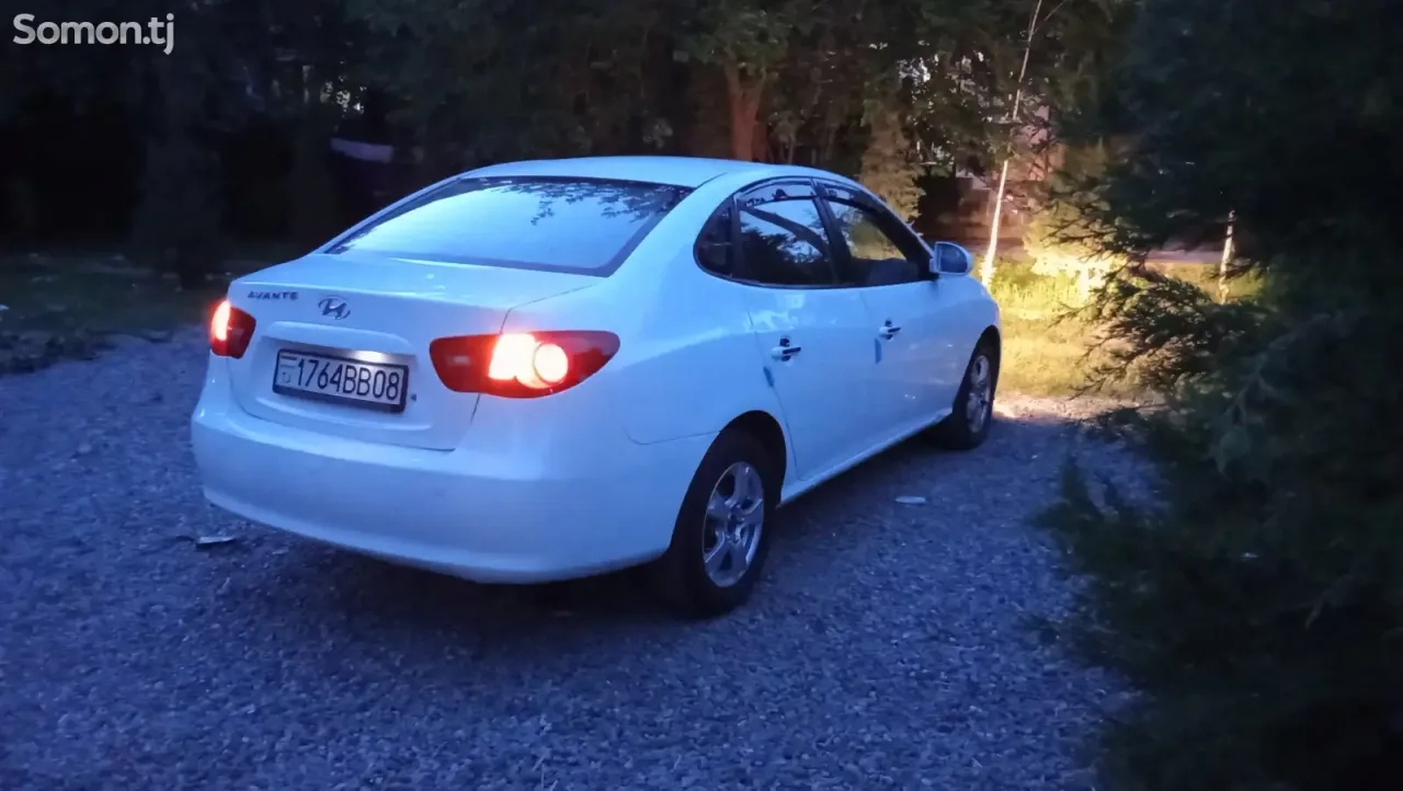 Hyundai Avante 2008 · 1.6 AT