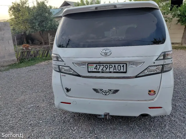 Toyota Vellfire 2014 · 2.4 AT