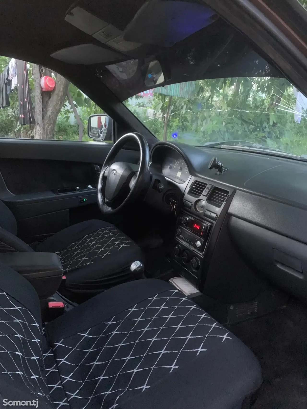 Lada (ВАЗ) Priora 2012 · 1.6 MT