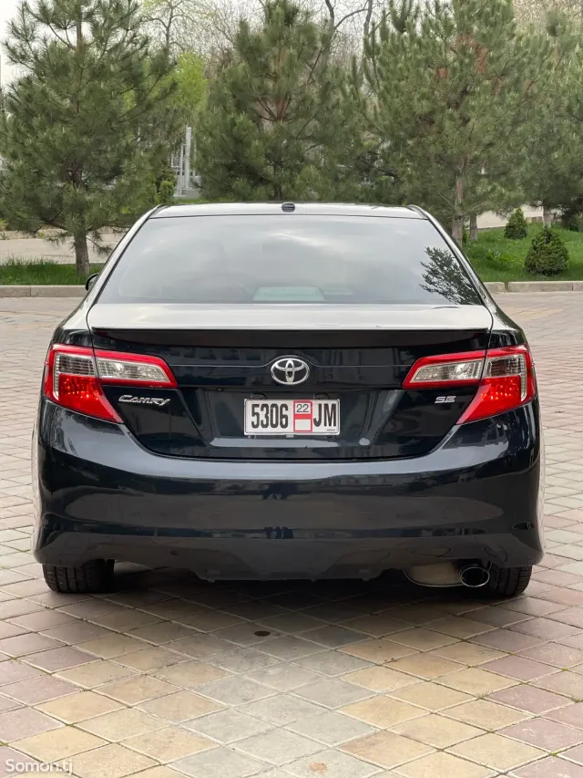 Toyota Camry 2014 · 2.5 AT