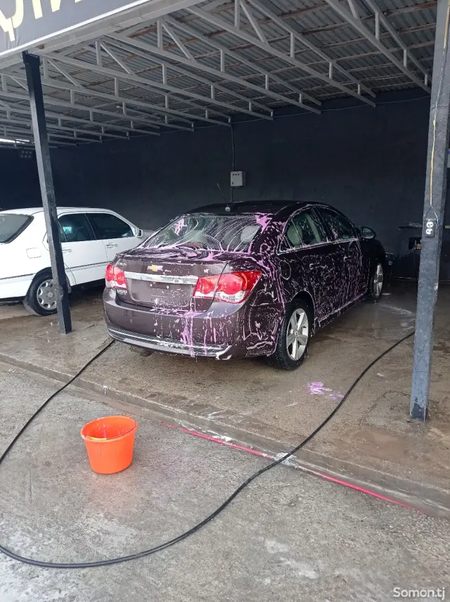 Chevrolet Cruze 2015 · 1.4 AT