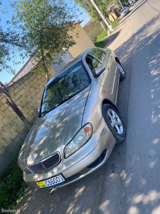 Nissan Maxima 2003 · 2.5 MT
