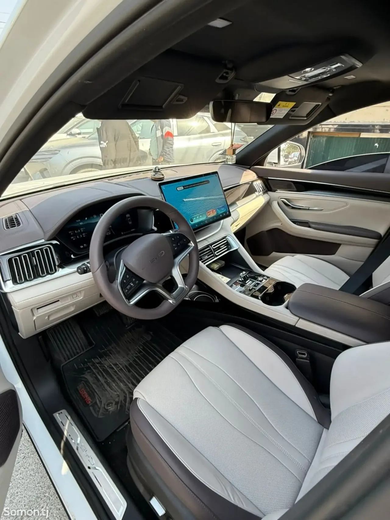 BYD Song Plus 2025 · AT