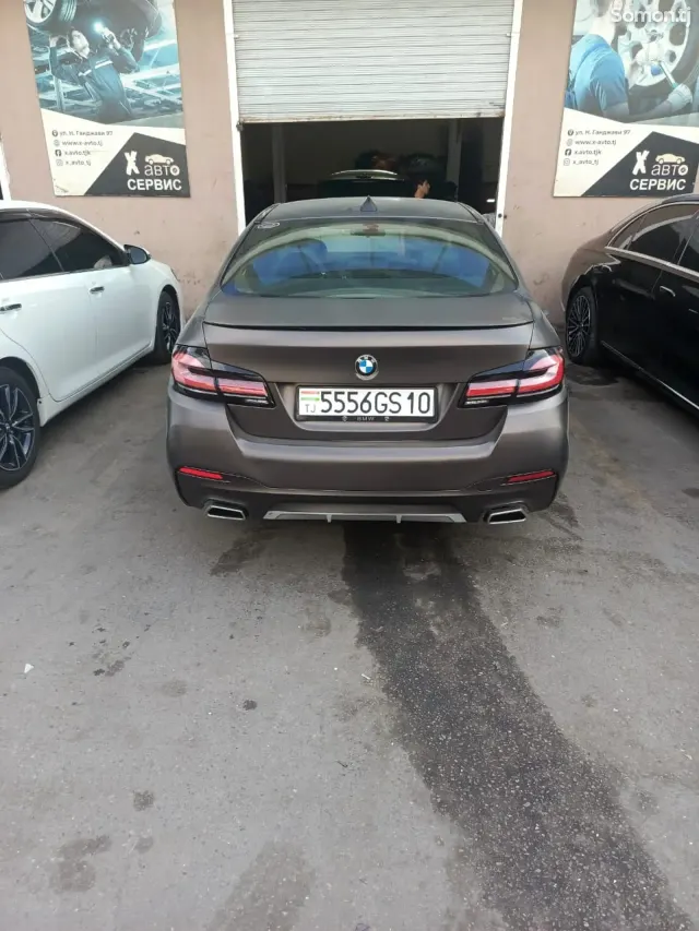 BMW 5 series 2016 · 3.0 AT