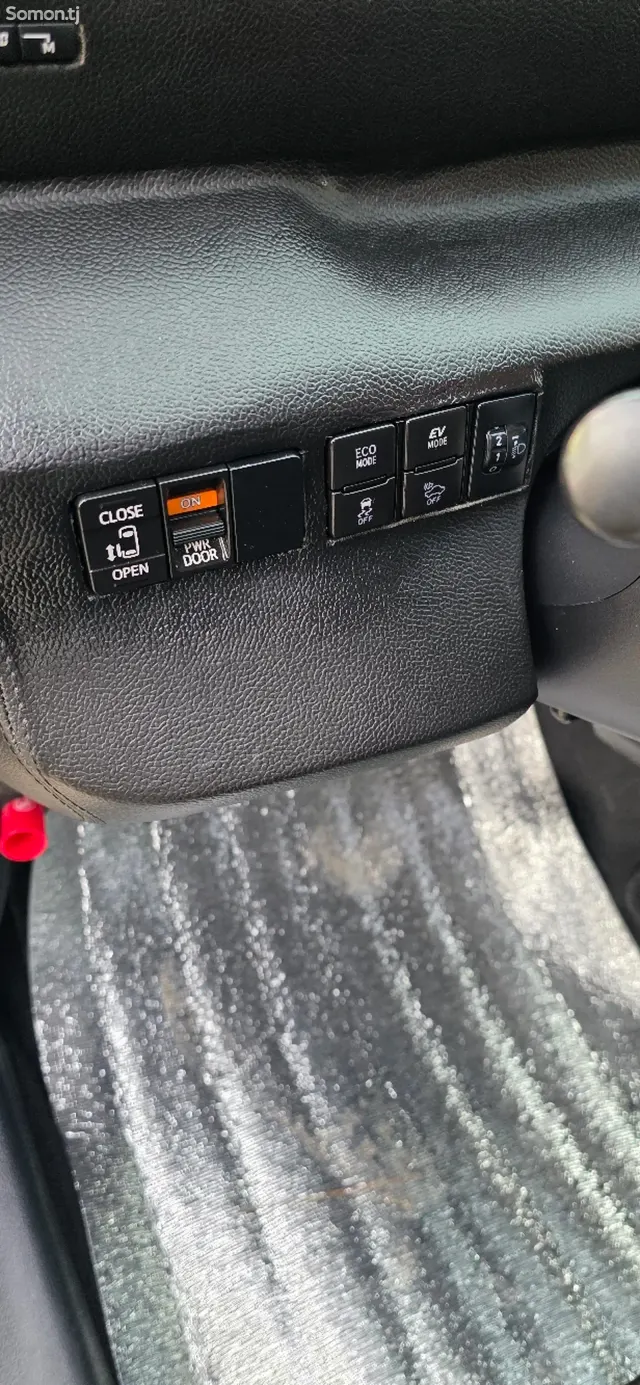 Toyota Sienta 2016 · 1.5 CVT